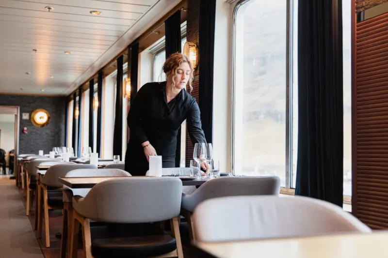 Tænari ella barrtænari til Norrönu
